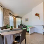 Apartment 7357b *